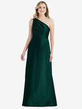 【STYLE: D821】プリーツ ドレープ ワンショルダー サテン マキシ ドレス - エバーグリーン 背面