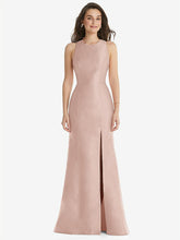 【STYLE: D824】オープンバック スリット トランペットドレス - トーステッドシュガー 背面