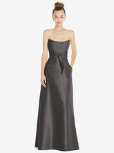 【STYLE: D828】バスクネック ストラップレス サテンドレス - キャビアグレー 背面
