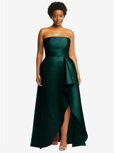 【STYLE: D832】ストラップレス サテン ドレープ スリット ドレス - エバーグリーン 背面