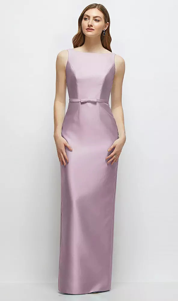 【D881】 ボートネックのサテンコラムドレス、リボン飾りのスキニーベルト - suede rose