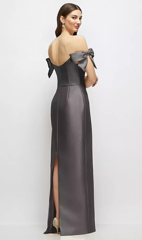 【D883】 シルバードーブのオフショルダーボウが付いたバスクネックのサテンコラムマキシドレス - caviar gray Satin Twill Back View