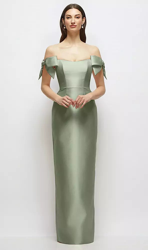 【D883】 シルバードーブのオフショルダーボウが付いたバスクネックのサテンコラムマキシドレス