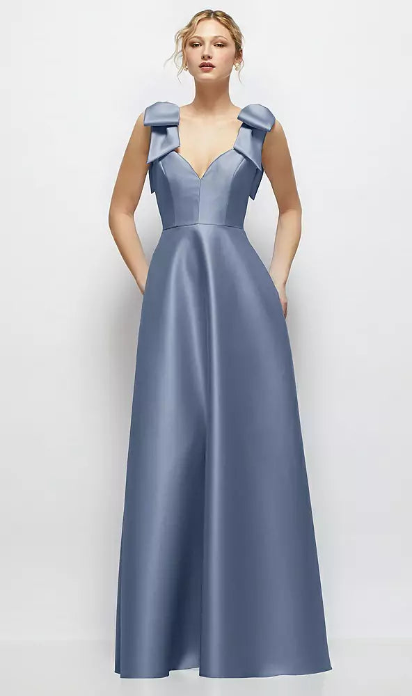 【D884】 Vネックのサテンボールガウン、ショルダーボウ