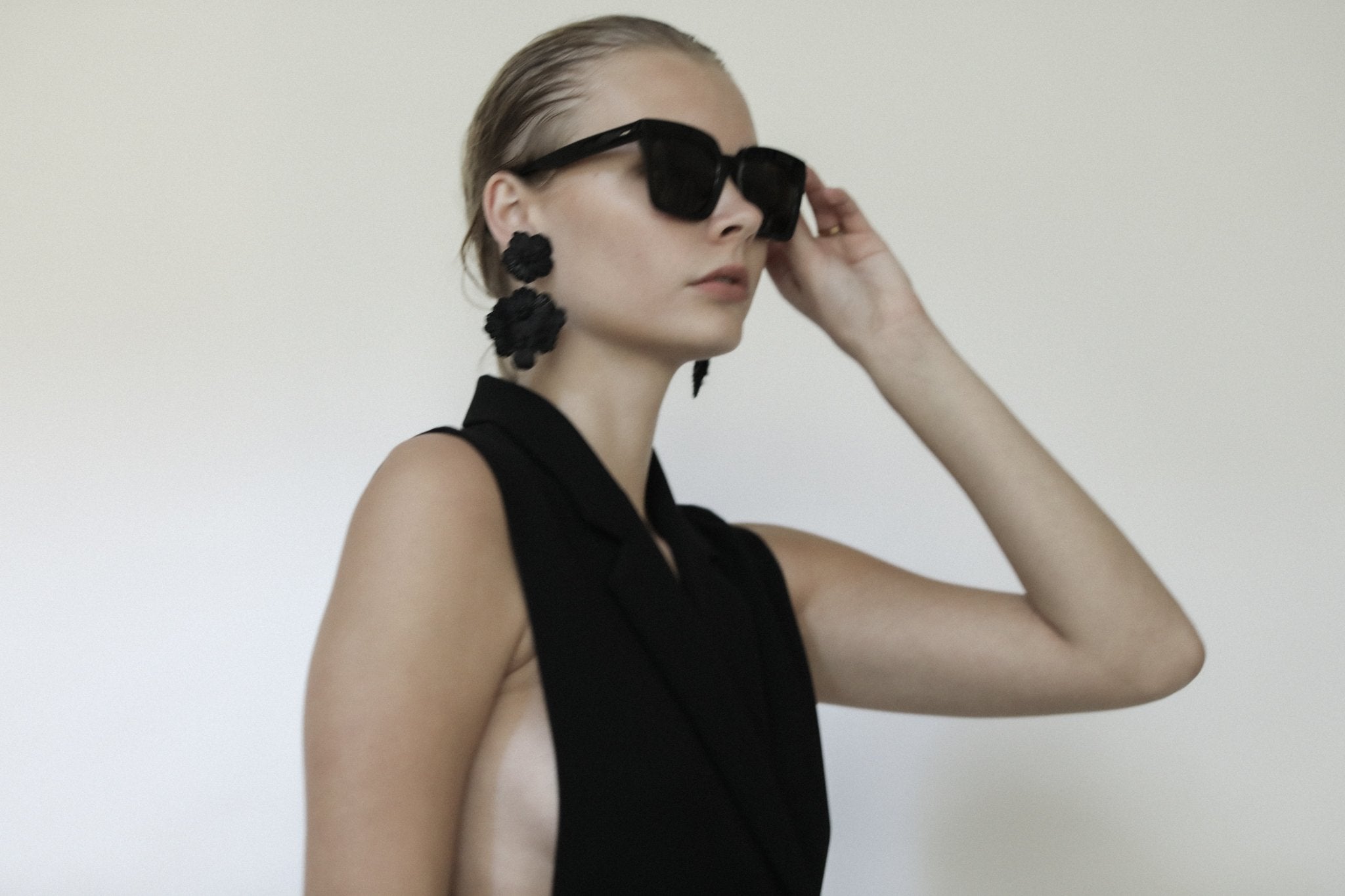 【A.B. ELLIE (エイビーエリー)】ロングピアス / イヤリング SASSY STEVIE EARRING