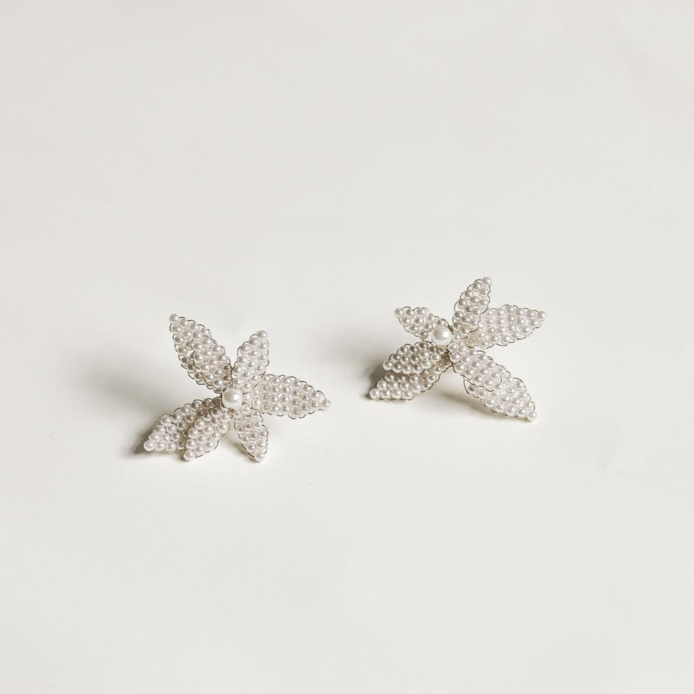 【A.B. ELLIE(エイビーエリー)】HAYDEN STUD EARRINGS