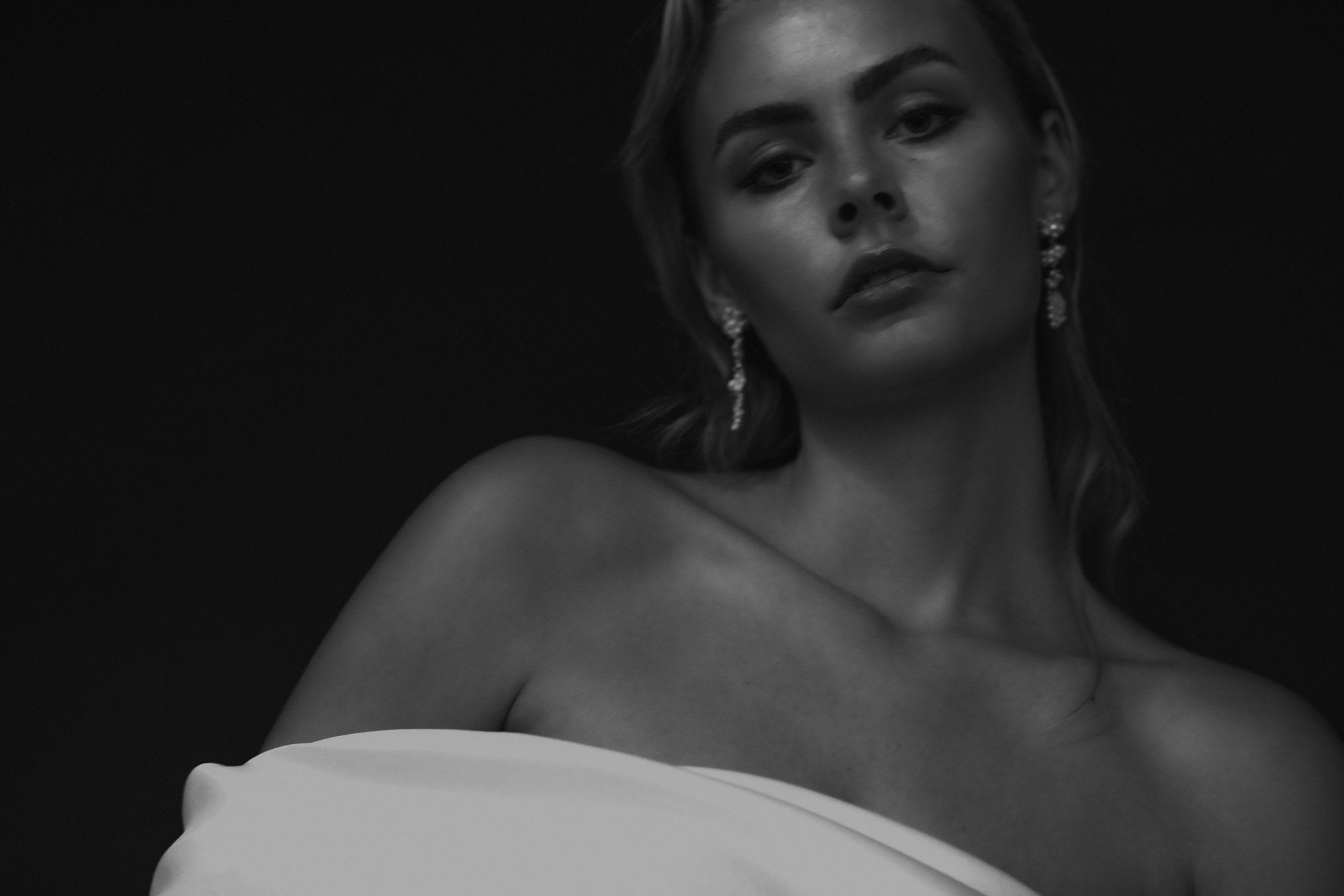 【A.B. ELLIE(エイビーエリー)】ロングピアスMELROSE DROPS EARRINGS