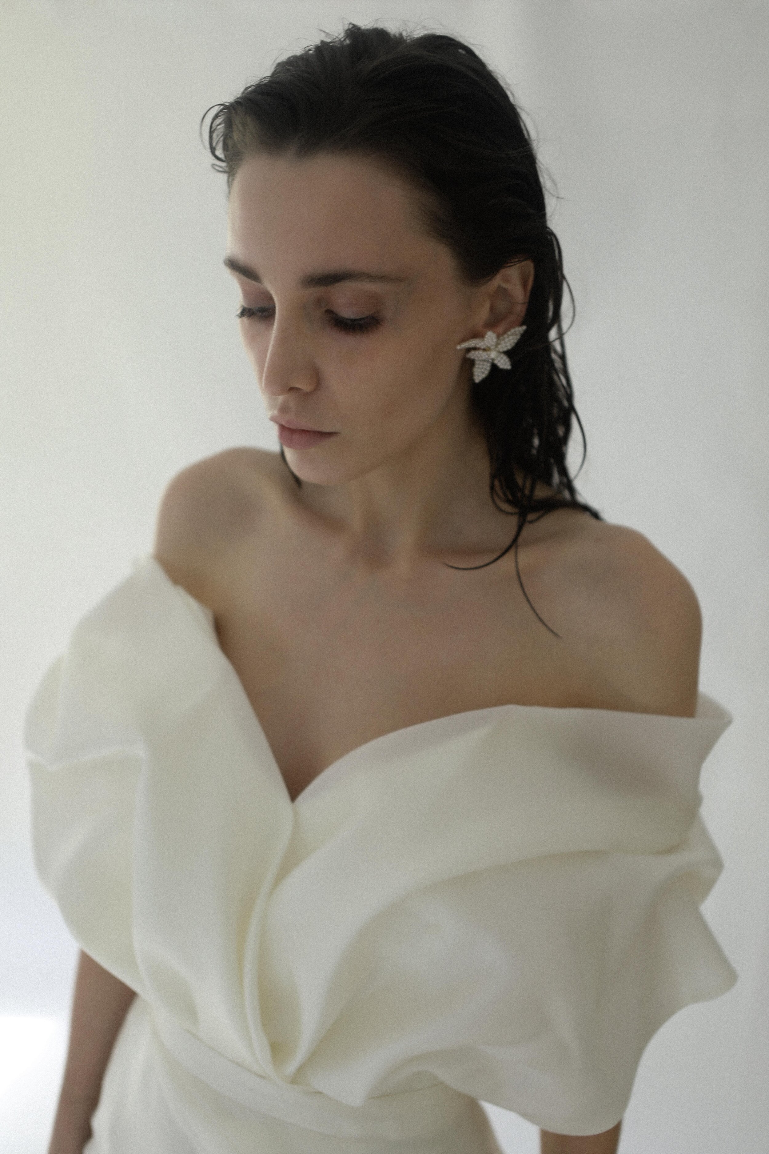 【新】【A.B. ELLIE】 Hayden Pearl Studs