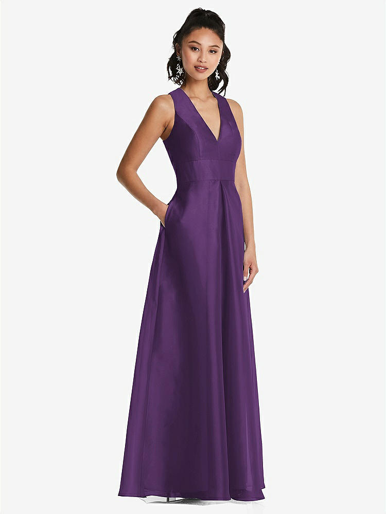 【STYLE: TH068】Plunging Neckline Pleated Skirt Maxi Dress with Pockets【COLOR: Majestic】