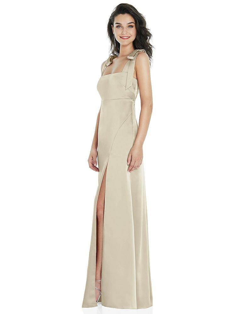 【NEW】【STYLE: 8224】脂肪 ネクタイ肩 帝国 ウエスト マキシ ドレス フロント スリット【COLOR: Champagne】【SIZE: 00-30W】
