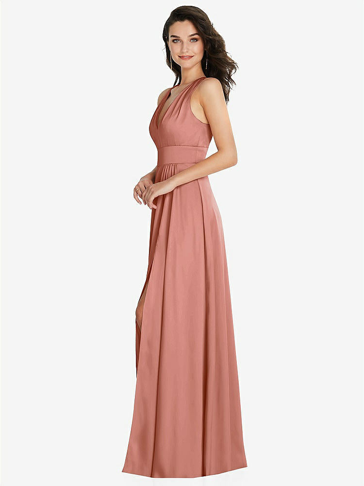 【NEW】【STYLE: 6863】Shirred 肩 Criss Cross Back Maxi ドレス 前面 スリット【COLOR: Desert Rose】【SIZE: 00-30W】
