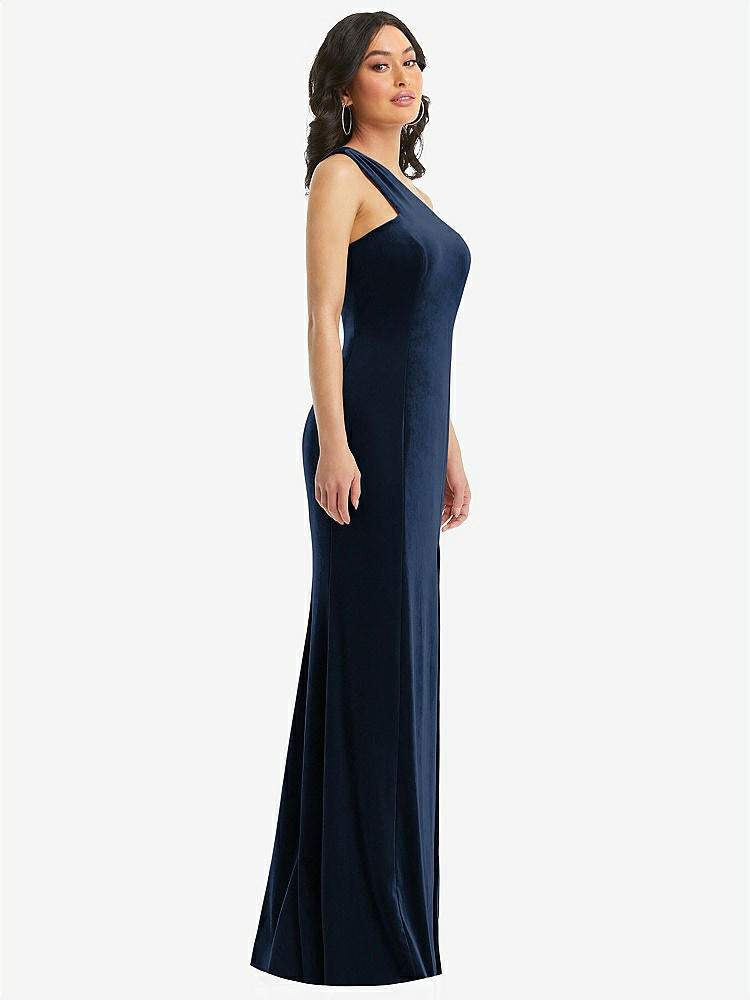 【NEW】【STYLE: 6867】ワンショルダー ベルベット トランペット ガウン 前面 スリット【COLOR: Midnight Navy】【SIZE: 00-30W】
