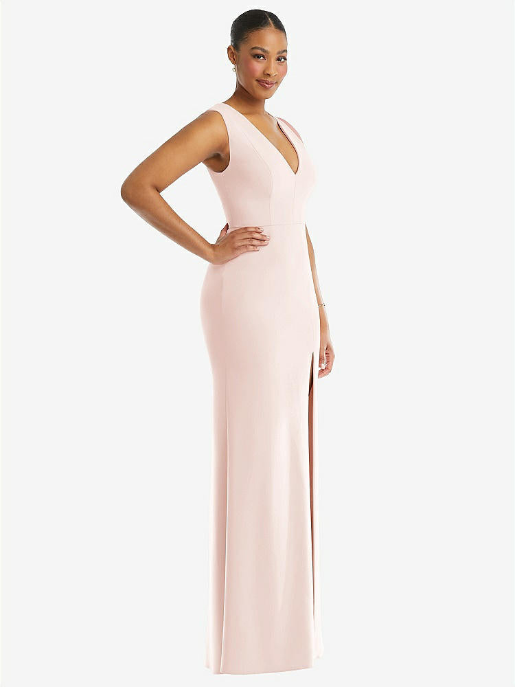 【NEW】【STYLE: TH111】ディープ Vネック 閉じた 背面 クレープ トランペット ガウン 前面 スリット【COLOR: Blush】【SIZE: 00-30W】