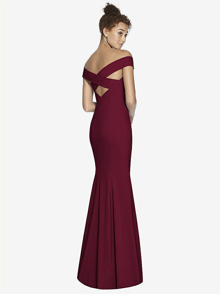 【NEW】【STYLE: 3012】オフショルダー クロス クロス 背面 トランペット ガウン【COLOR: Cabernet】【SIZE: 00-30W】