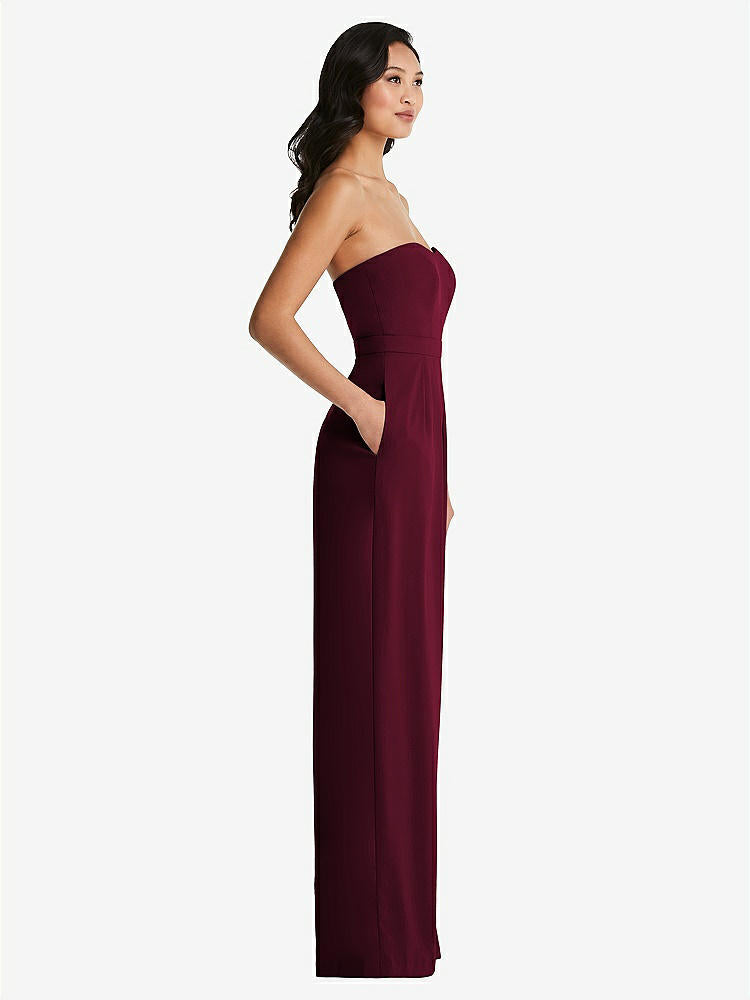 【NEW】【STYLE: 6833】ストラップレス プリーツ フロント ジャンプスーツ ポケット付き【COLOR: Cabernet】【SIZE: 00-30W】