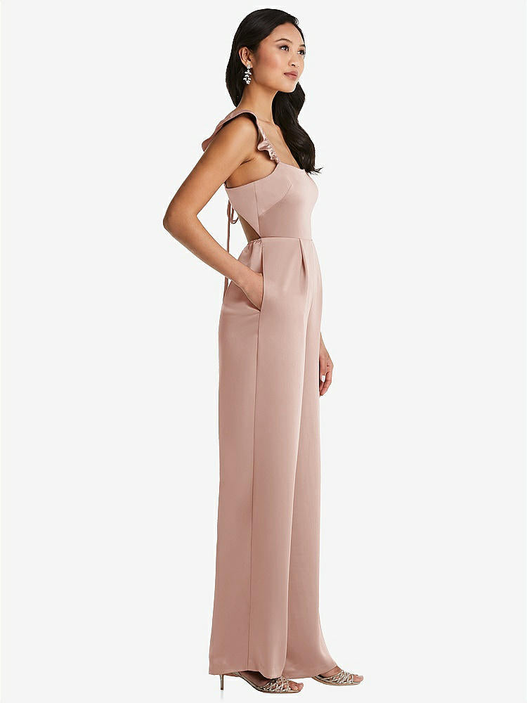 【NEW】【STYLE: 8206】フリル 袖 ネクタイバック ジャンプスーツ ポケット付き【COLOR: Toasted Sugar】【SIZE: 00-30W】