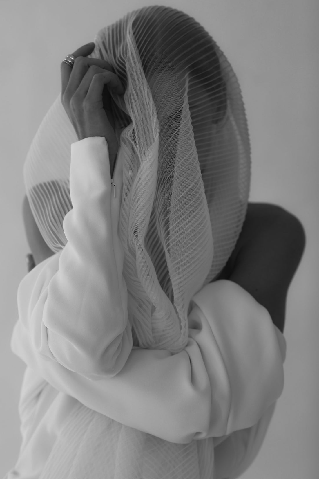 【新】【A.B. ELLIE】 Pleated Veil