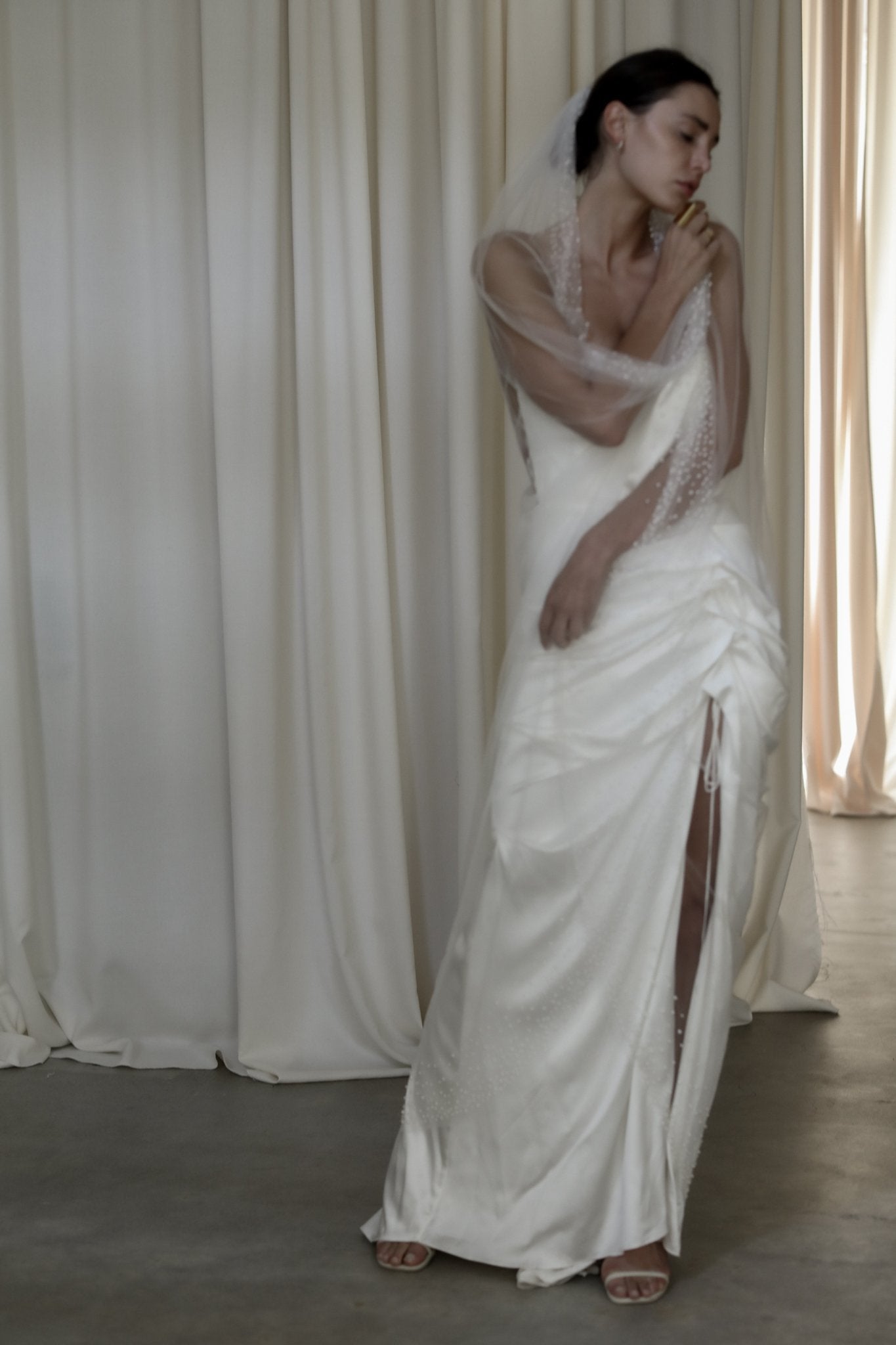 【新】【A.B. ELLIE】 Hayden Pearl Edge Veil