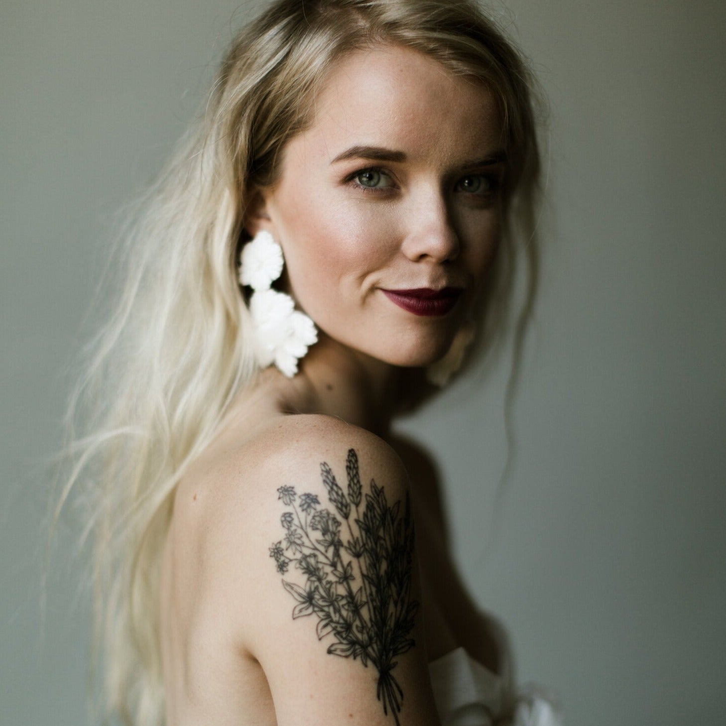 【A.B. ELLIE (エイビーエリー)】ロングピアス / イヤリング STEVIE EARRINGS