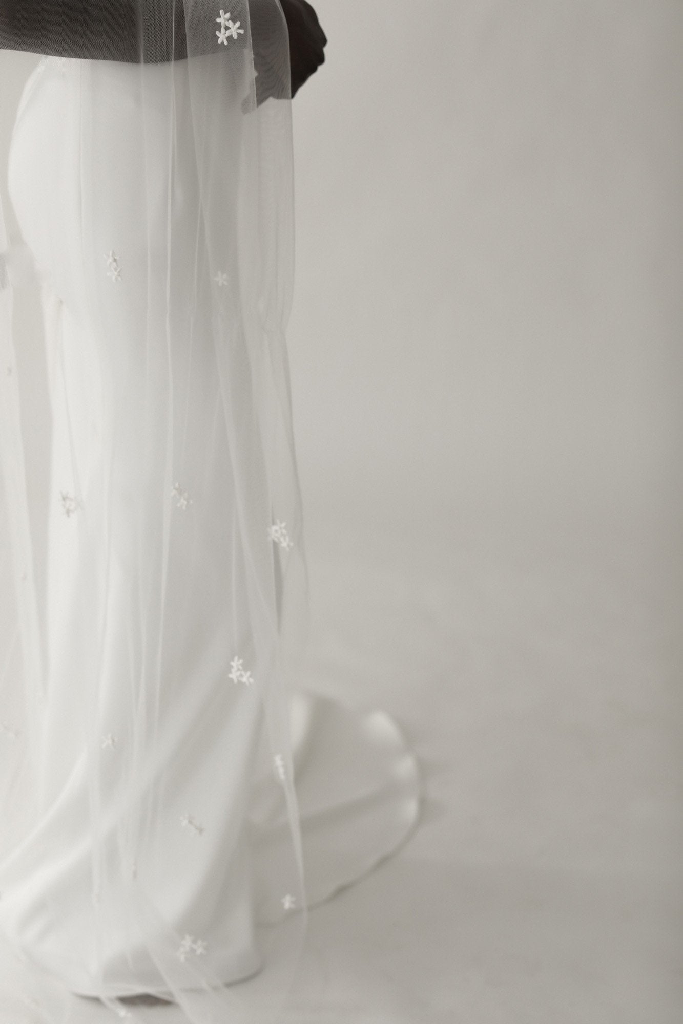 【新】【A.B. ELLIE】 Aster Raffia Veil
