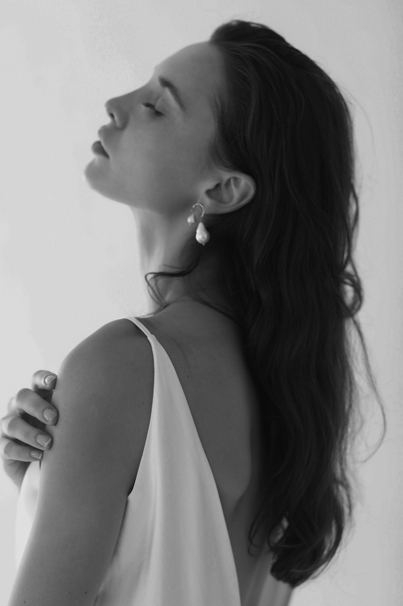 【新】【A.B. ELLIE】 Baroque Asymmetrical Drop