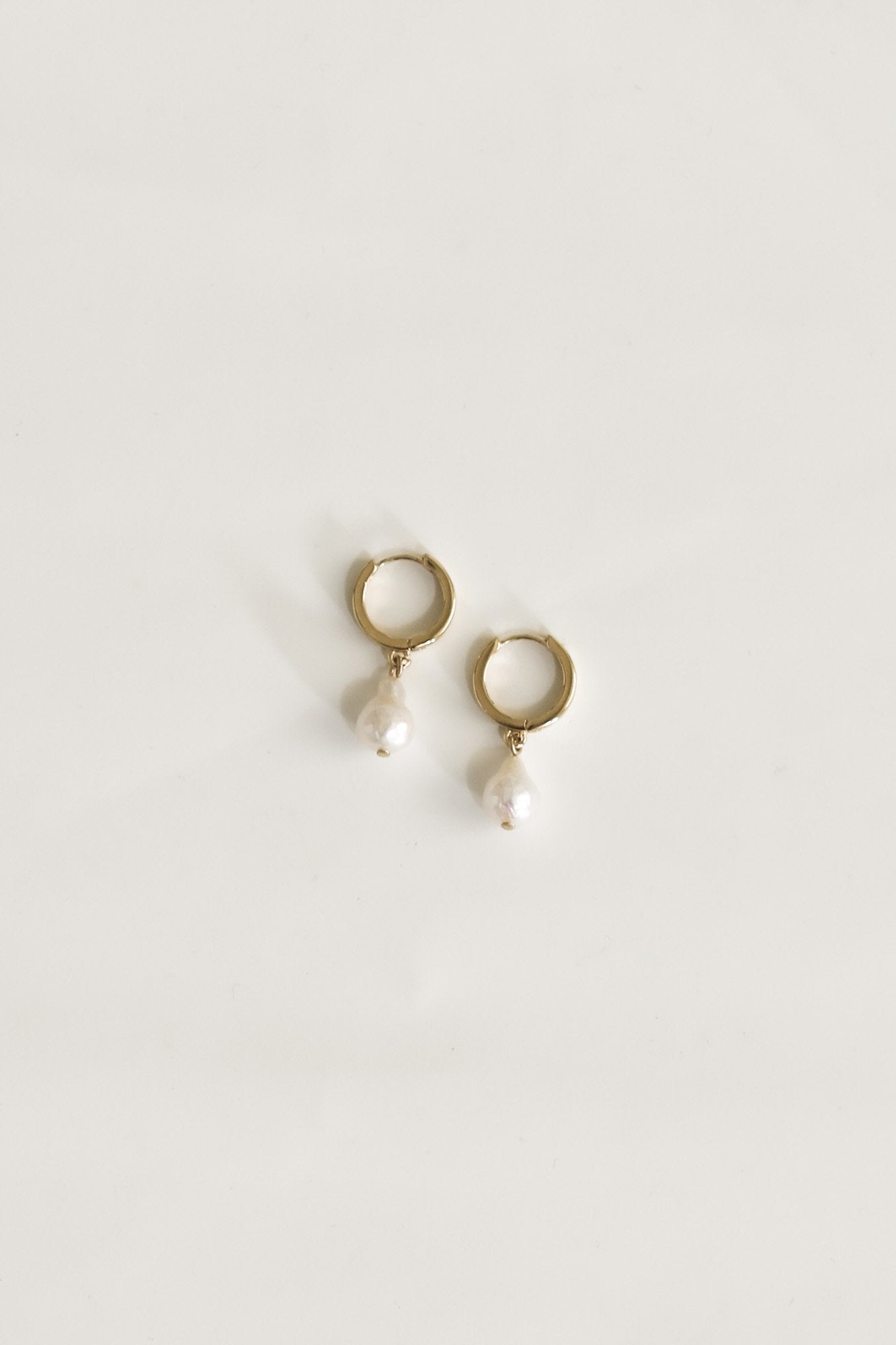 【新】【A.B. ELLIE】 Damian Freshwater Pearl Mini Drops