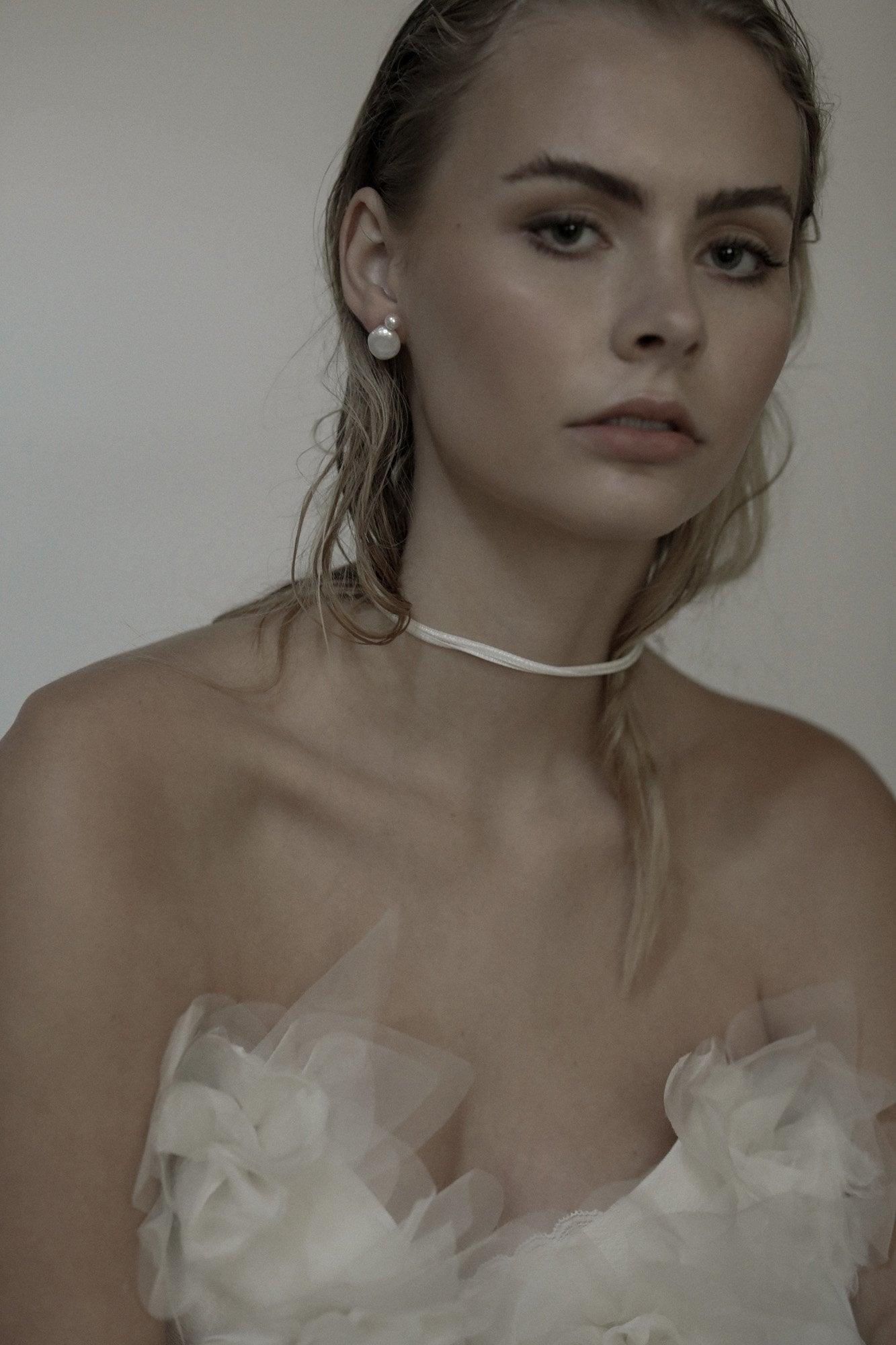 【新】【A.B. ELLIE】 Double Pearl Studs