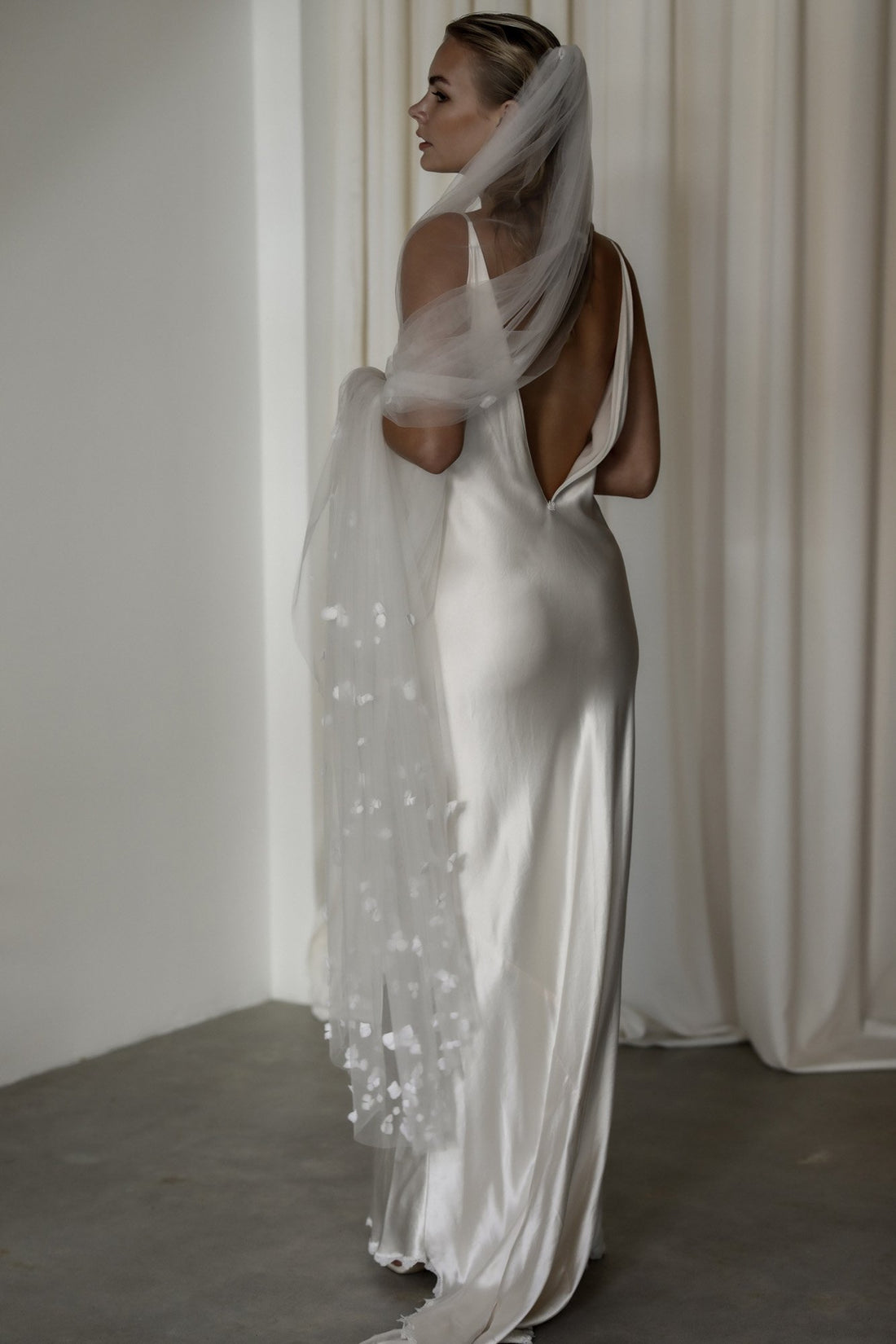 【新】【A.B. ELLIE】 Layla Veil