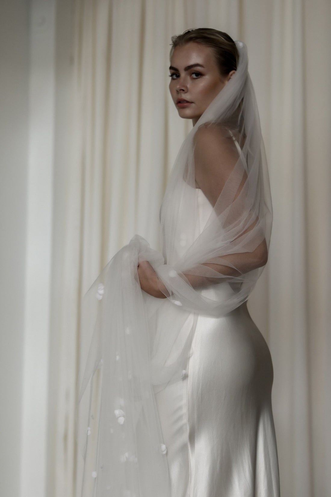 【新】【A.B. ELLIE】 Layla Veil