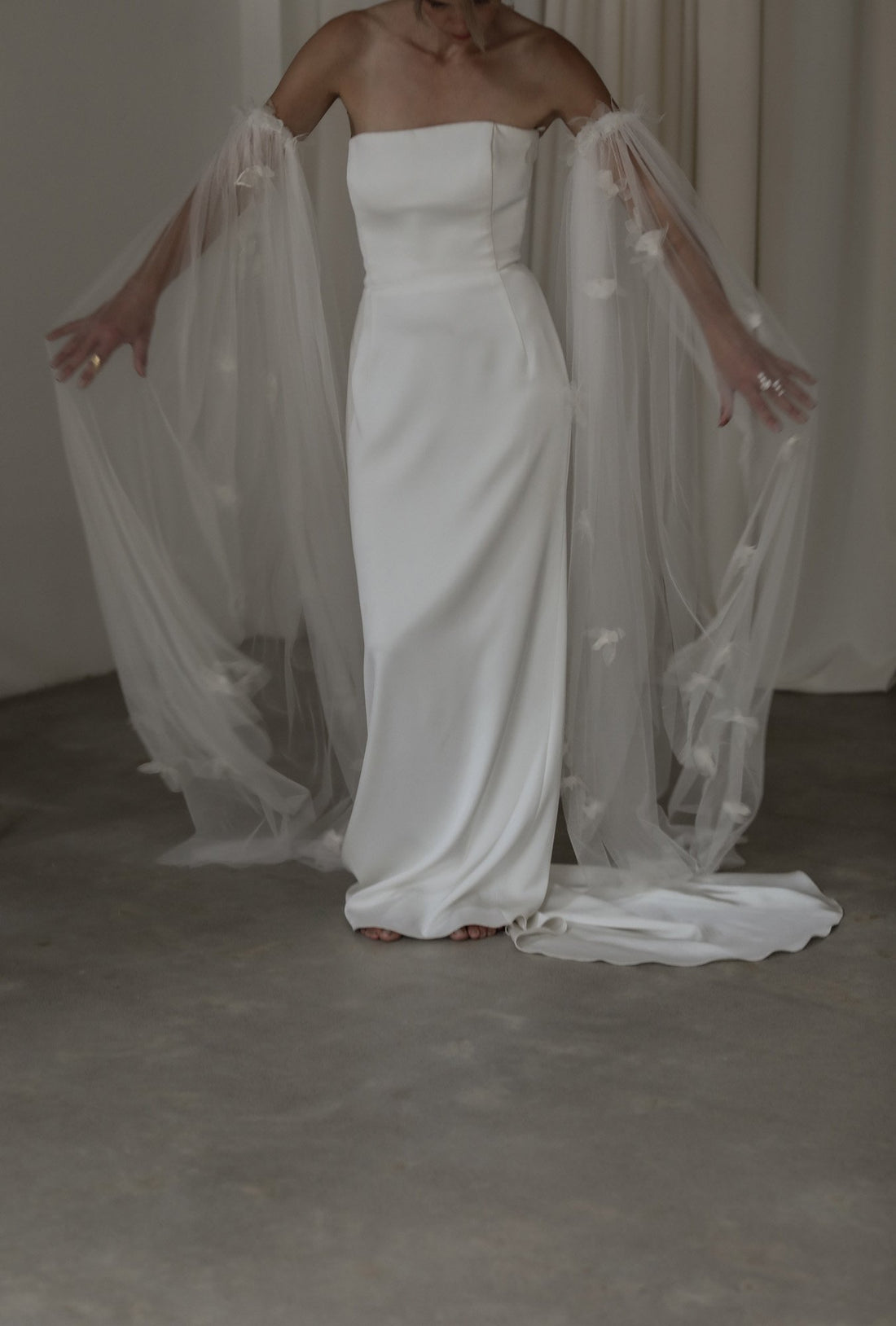 【新】【A.B. ELLIE】 Luna Column Sleeves