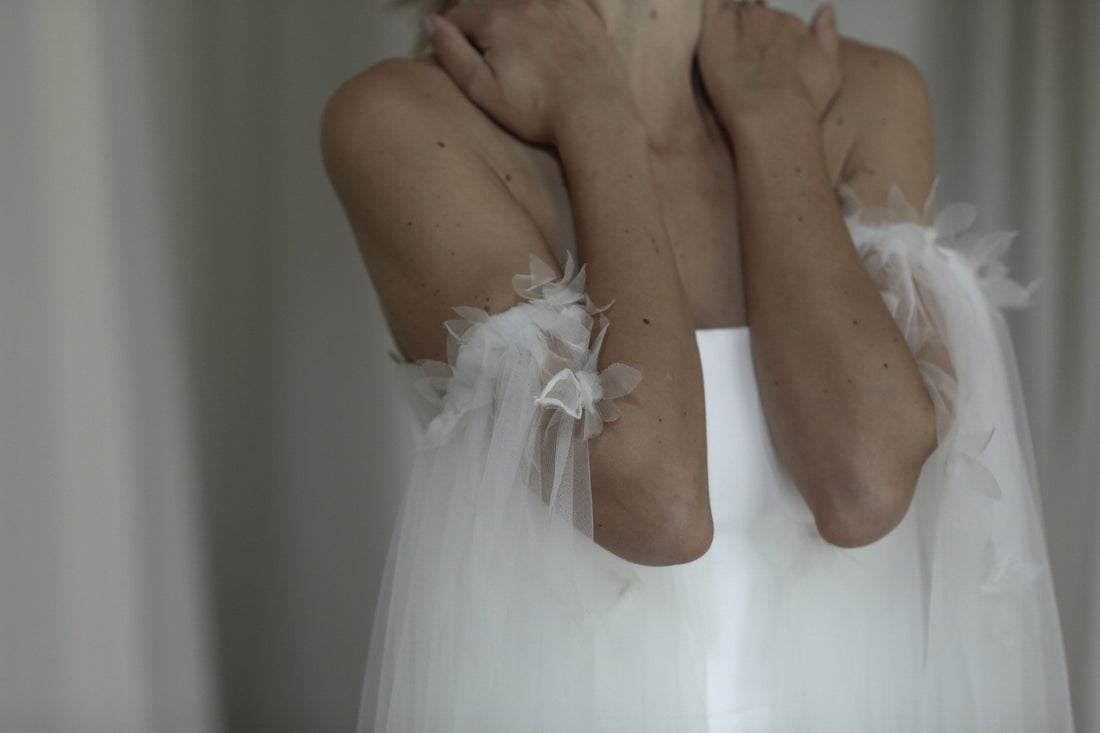 【新】【A.B. ELLIE】 Luna Column Sleeves