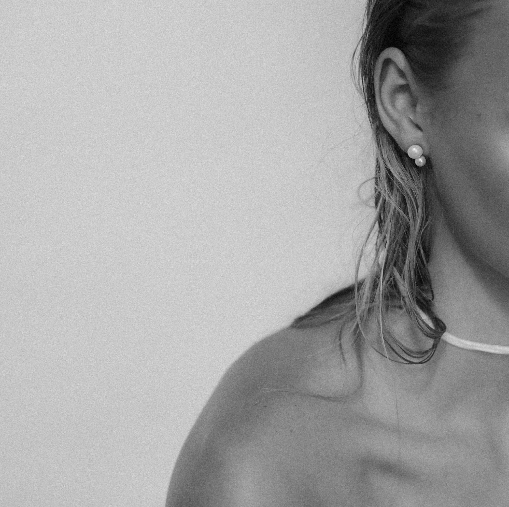【新】【A.B. ELLIE】 Micro Freshwater Pearl Studs