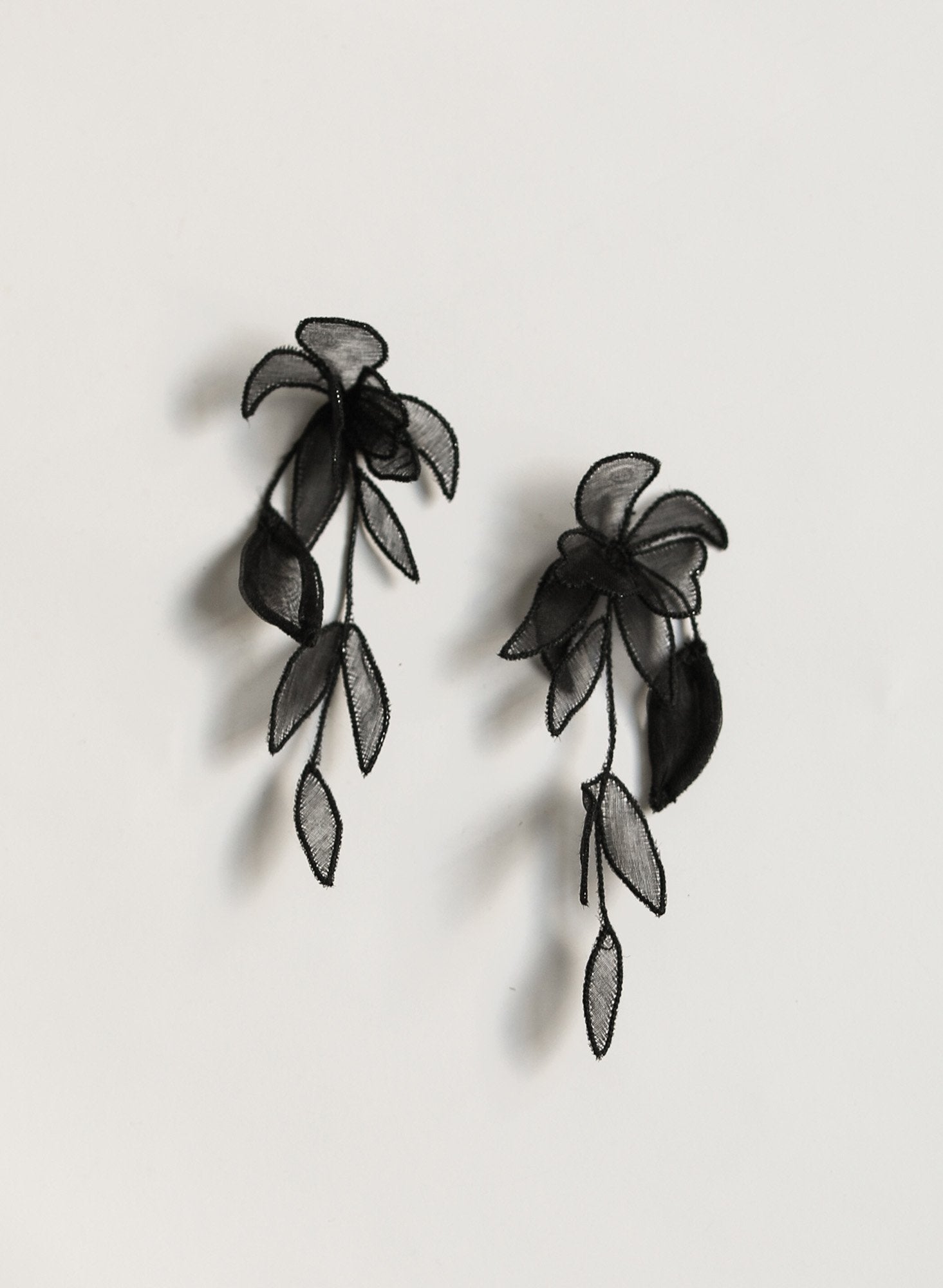 【新】【A.B. ELLIE】 Moody Mini Charlee Tier Earrings