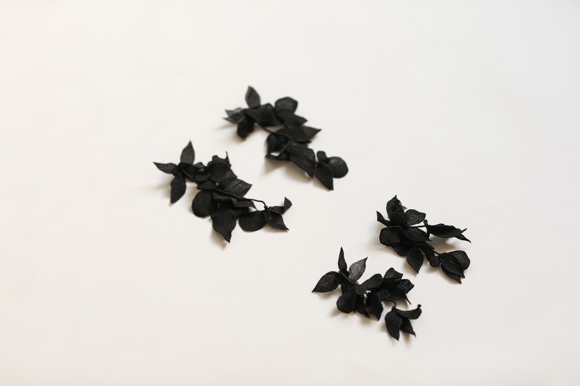 【新】【A.B. ELLIE】 Moody Mini Nora Tier Earrings