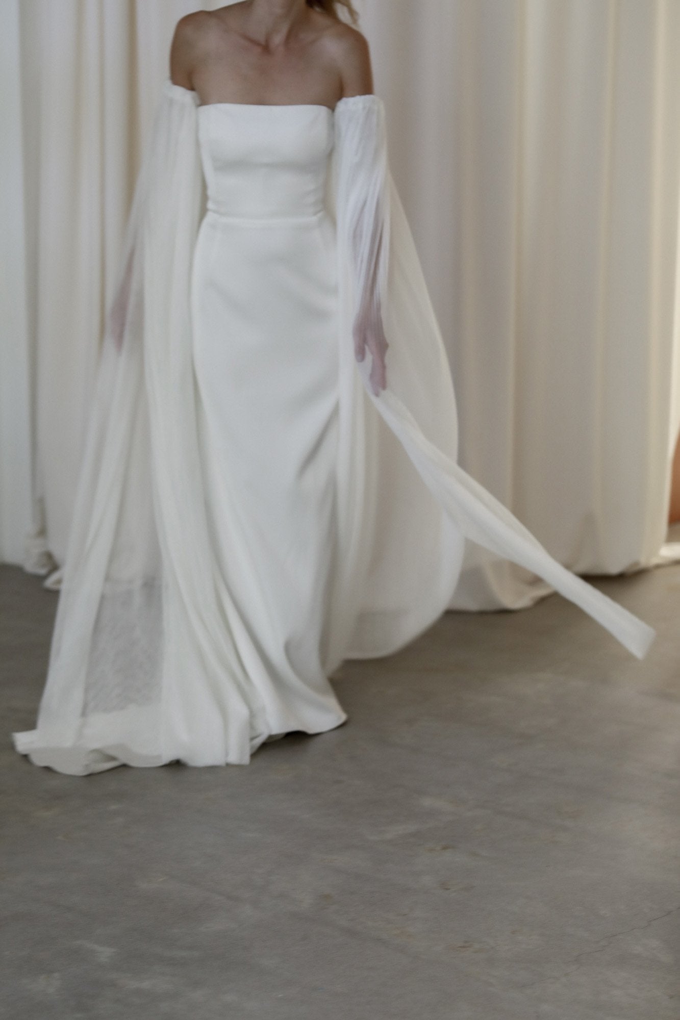 【新】【A.B. ELLIE】 Pleated Column Sleeves