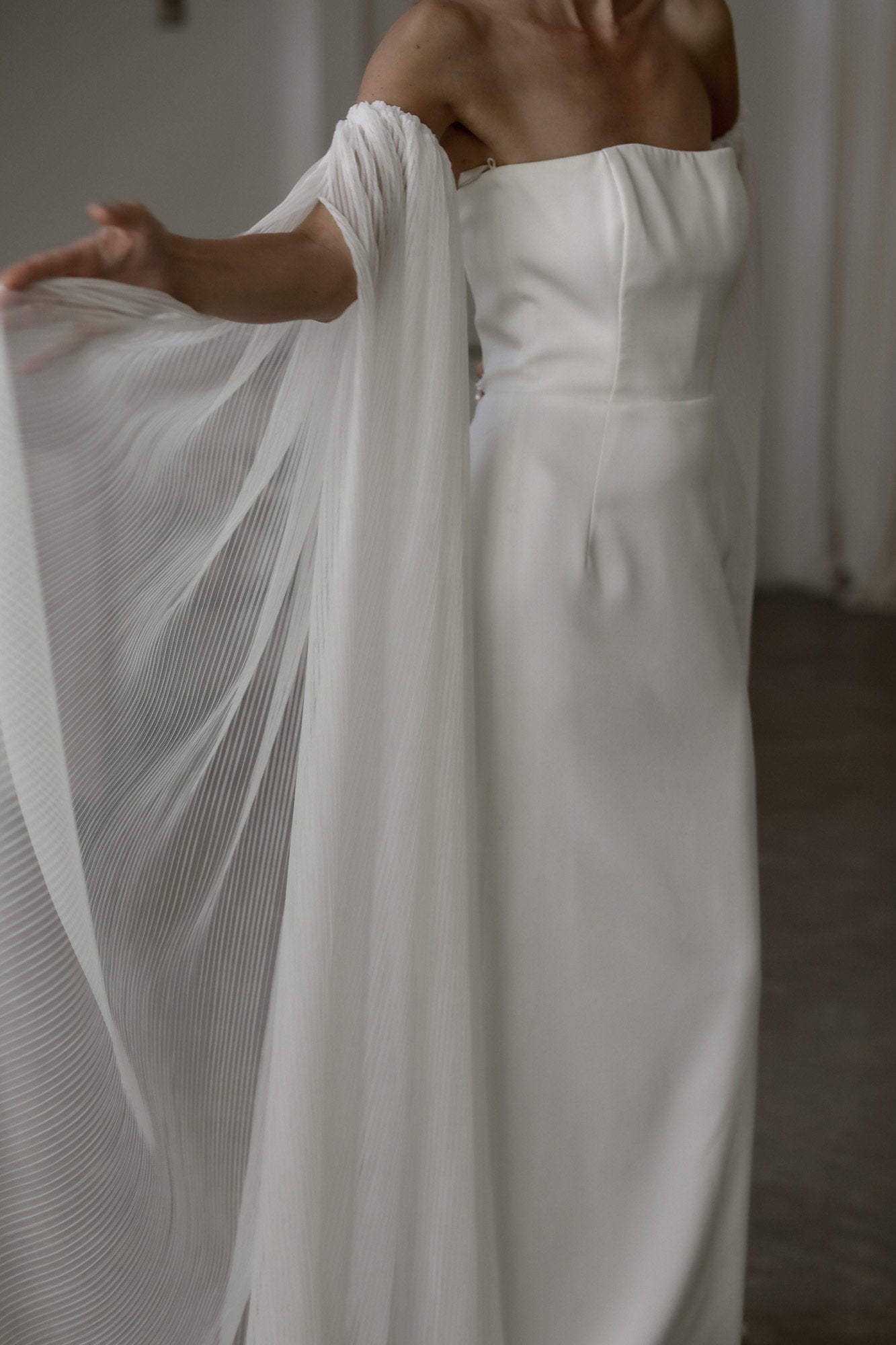 【新】【A.B. ELLIE】 Pleated Column Sleeves