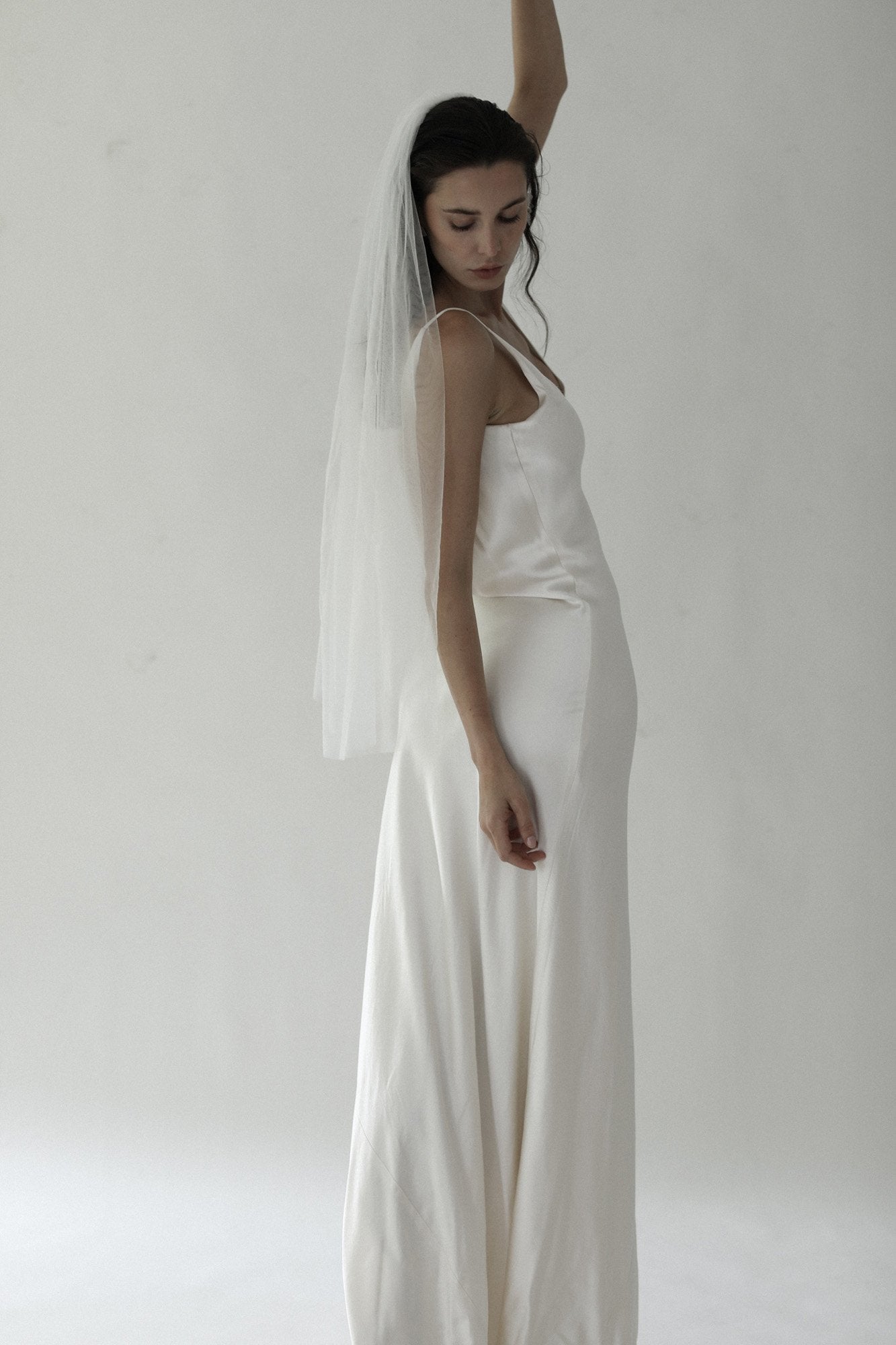【新】【A.B. ELLIE】 Raw Edge Veil