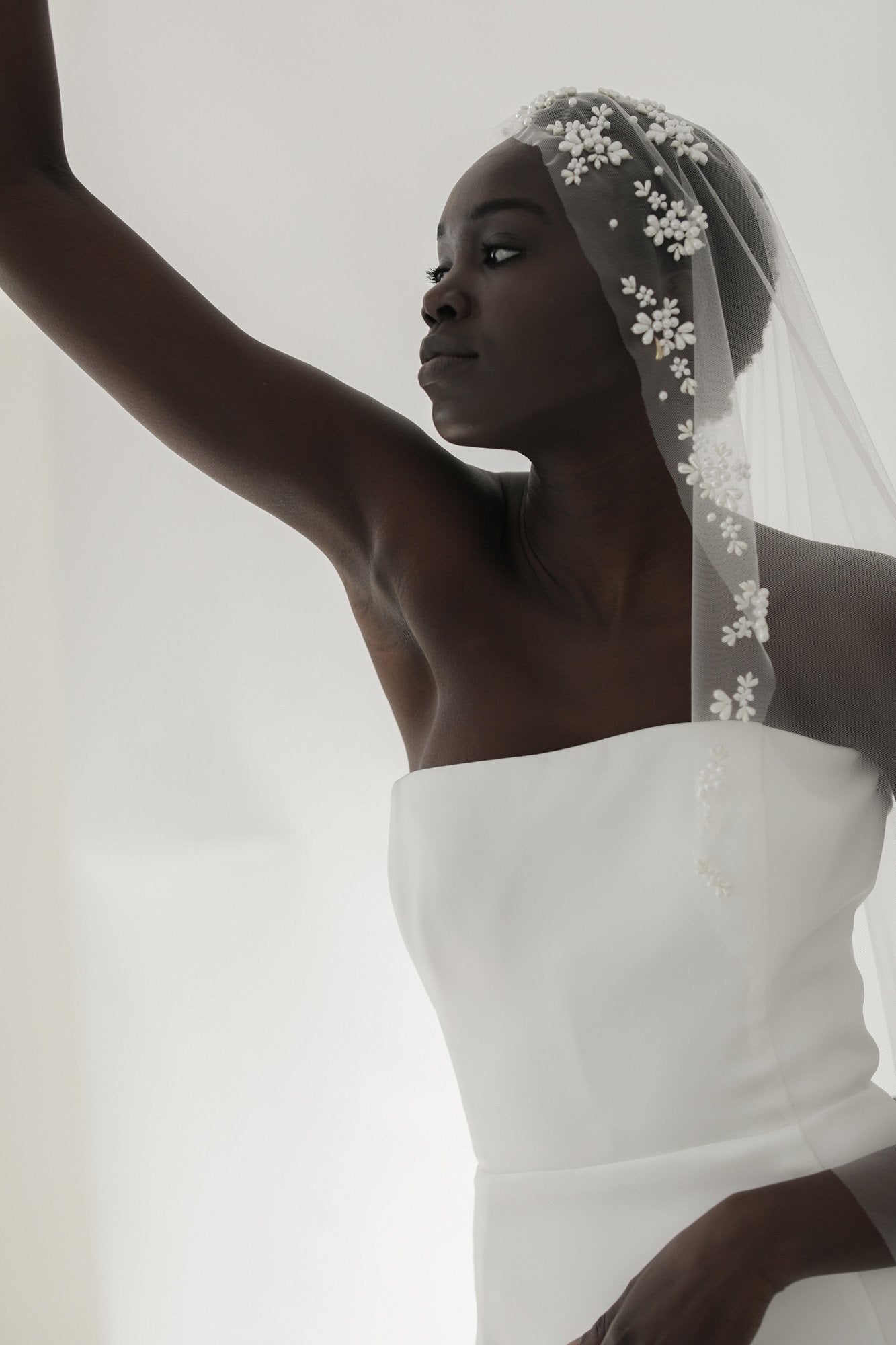【新】【A.B. ELLIE】 Sonia Pearl Mantilla Veil