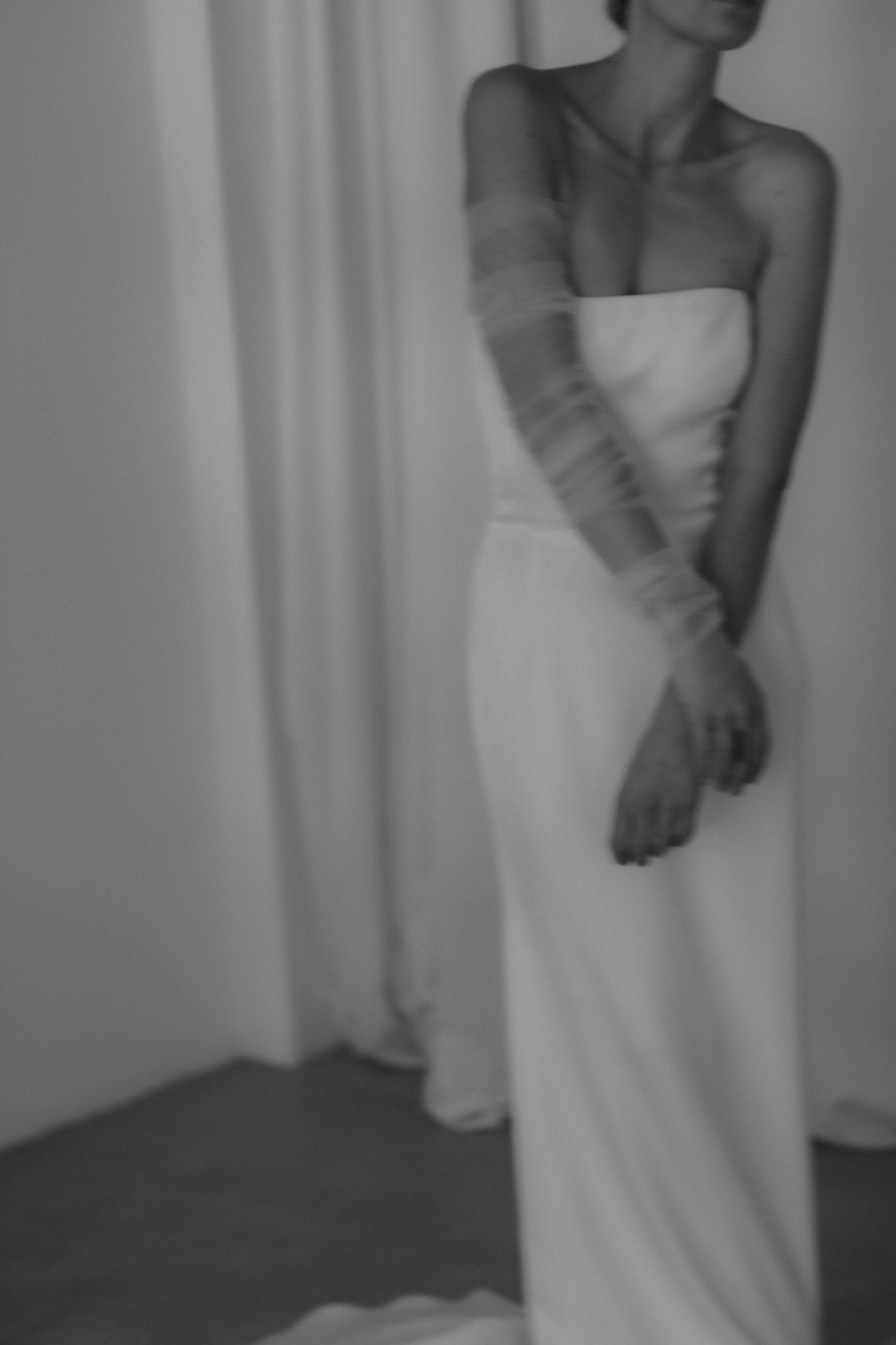【新】【A.B. ELLIE】 Ruched Tulle Sleeves