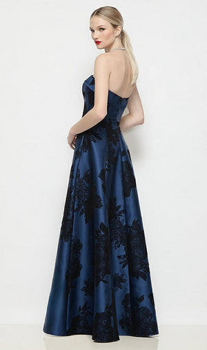 【STYLE: D843FFT】ストラップレス バイアスカフ フロッキング フローラル サテンドレス（バック）