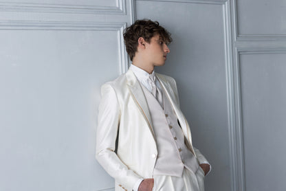 20420 TUXEDO