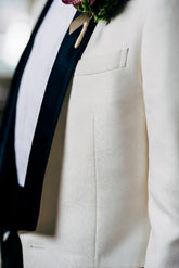20380 TUXEDO