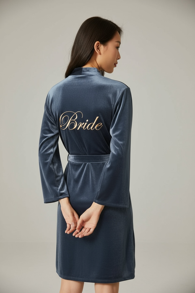 &quot;Bride&quot;刺繍入り ブライダルベロアガウン 6色