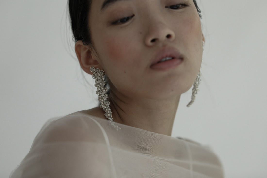 【A.B. ELLIE(エイビーエリー)】ロングピアス MASON TIER EARRINGS