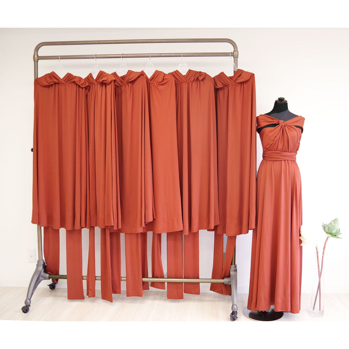  ツイスト＆ラップ インフィニティドレス フリーサイズ 大きいサイズ マタニティ ブライズメイド ドレス 衣装 フラダンス インフィニットドレス　テラコッタ オレンジ