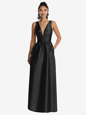 【STYLE: TH072】Plunging Neckline Maxi Dress with Pockets【COLOR: Black】