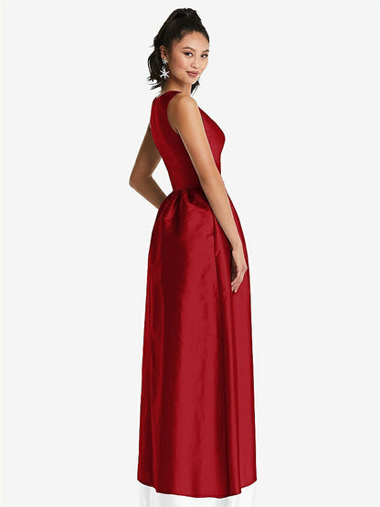 【STYLE: TH072】Plunging Neckline Maxi Dress with Pockets【COLOR: Garnet】