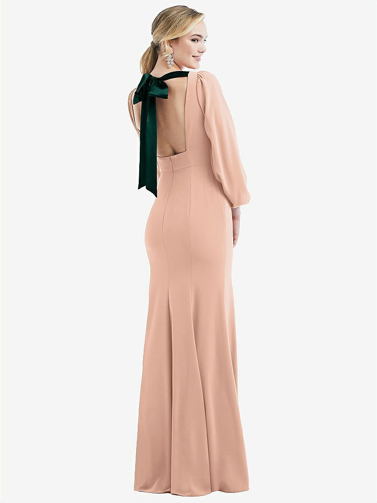 【NEW】【STYLE: 3086】司教 袖 オープンバック トランペット ガウン スカーフ ネクタイ【COLOR: Pale Peach &amp; Evergreen】【SIZE: 00-30W】
