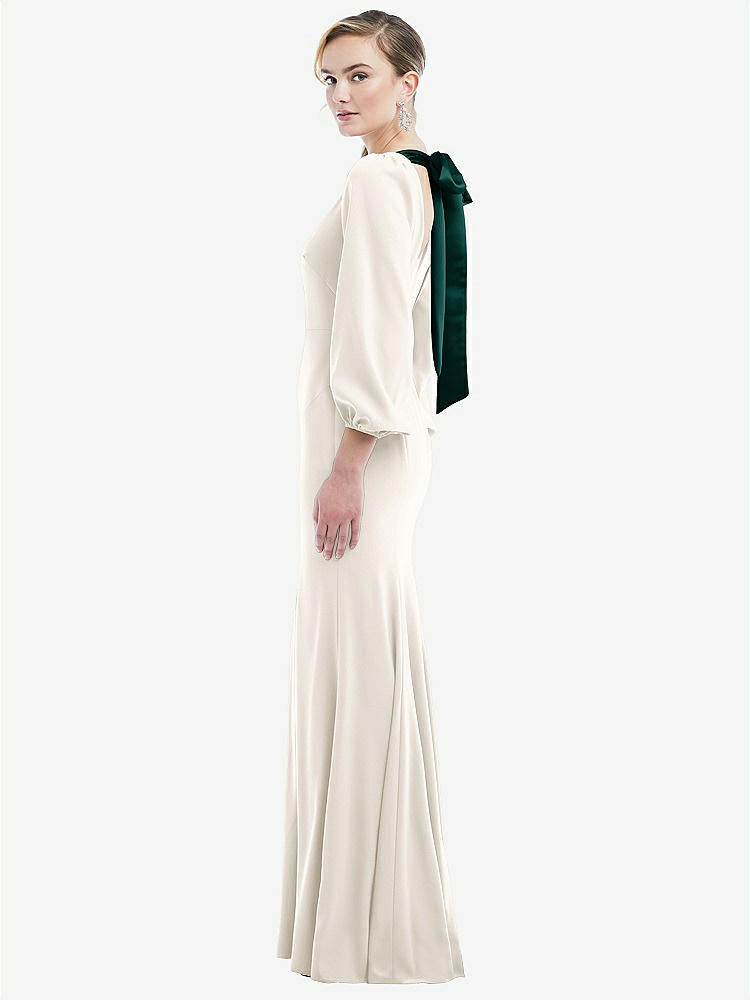 【NEW】【STYLE: 3086】司教 袖 オープンバック トランペット ガウン スカーフ ネクタイ【COLOR: Ivory &amp; Evergreen】【SIZE: 00-30W】