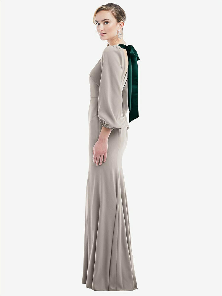 【NEW】【STYLE: 3086】司教 袖 オープンバック トランペット ガウン スカーフ ネクタイ【COLOR: Taupe &amp; Evergreen】【SIZE: 00-30W】